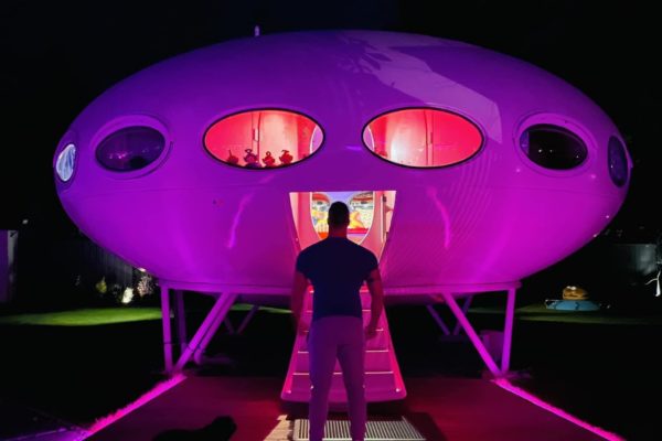 rjp_electrical_christchurch_area_51_ufo_house_6